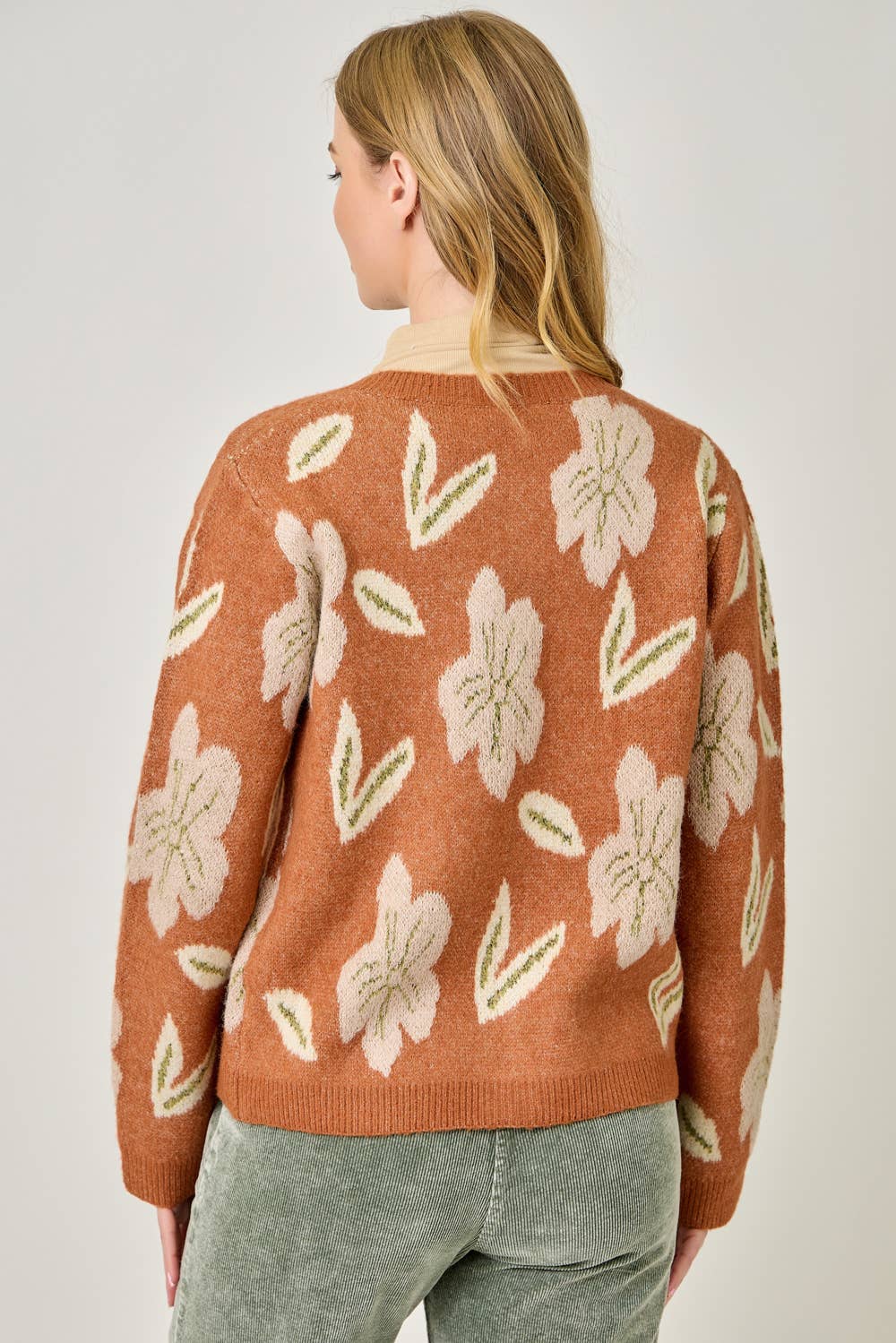 61133 Floral Sweater Cardigan