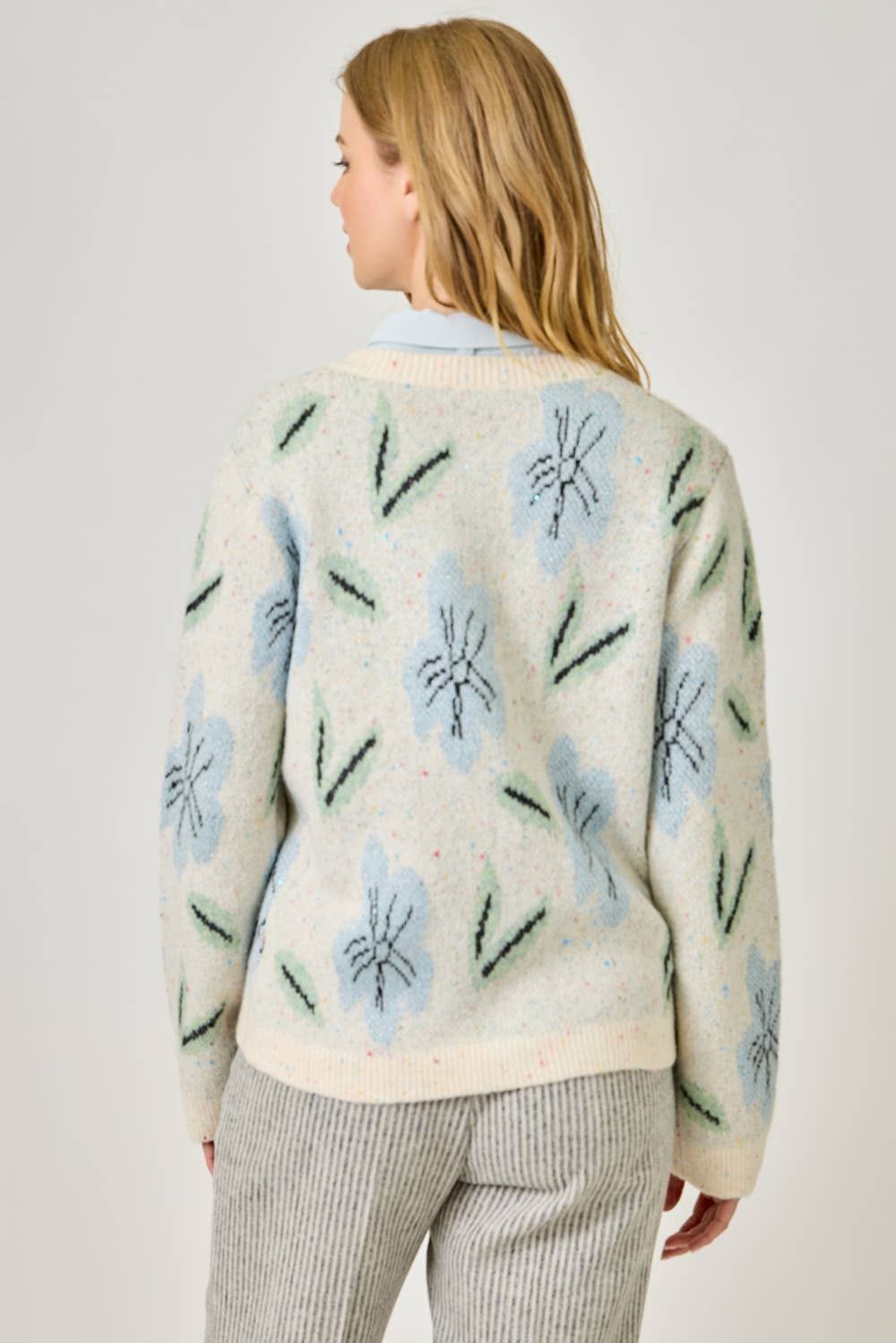 61133 Floral Sweater Cardigan