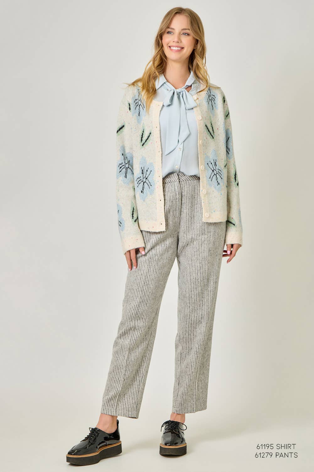 61133 Floral Sweater Cardigan