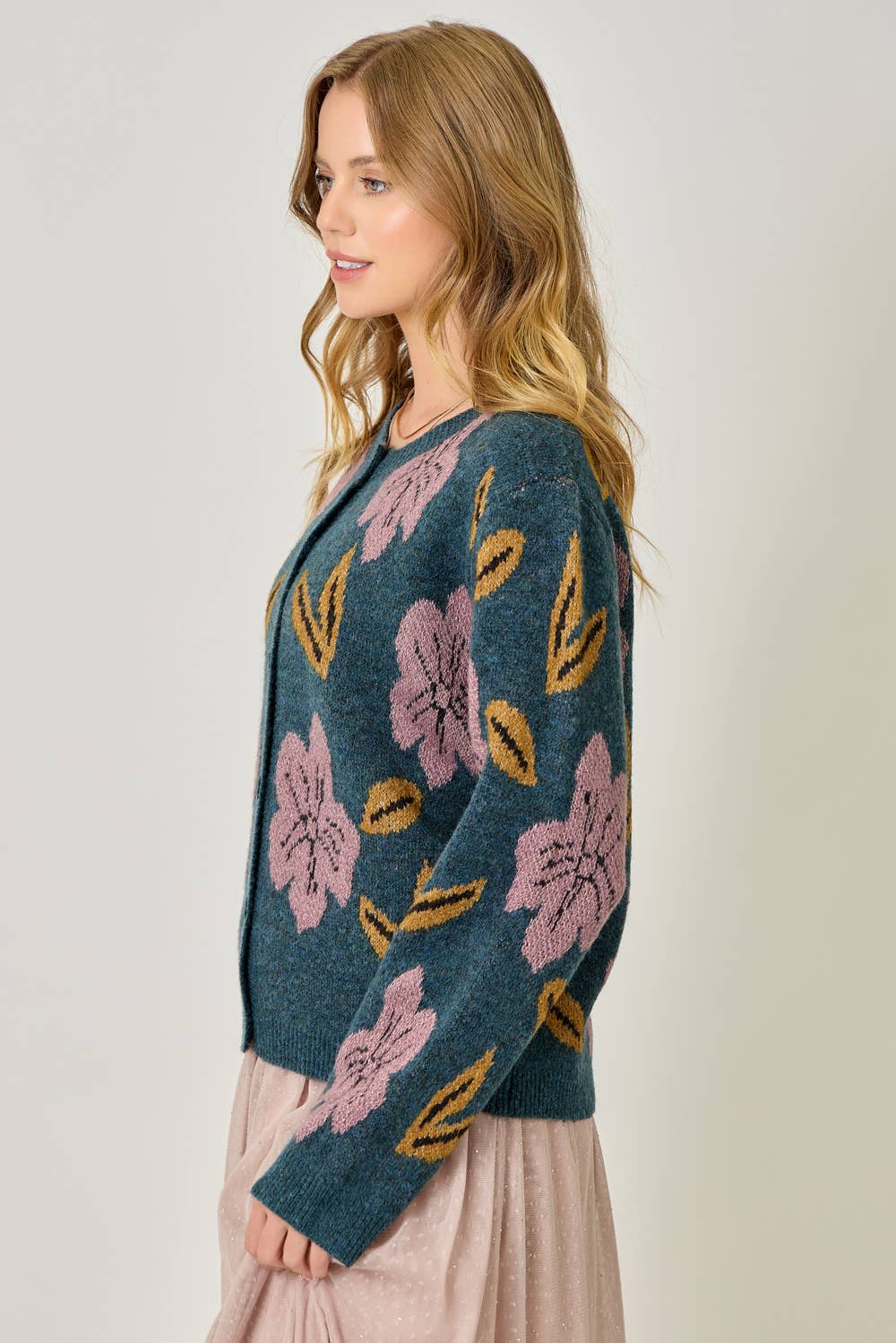 61133 Floral Sweater Cardigan