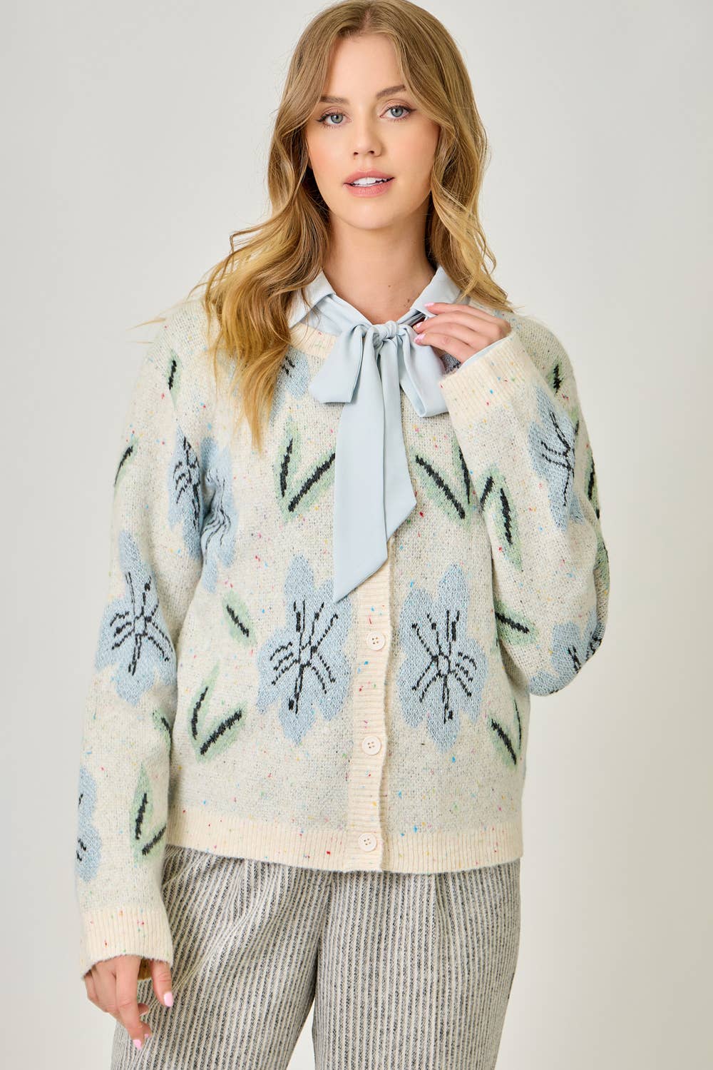 61133 Floral Sweater Cardigan