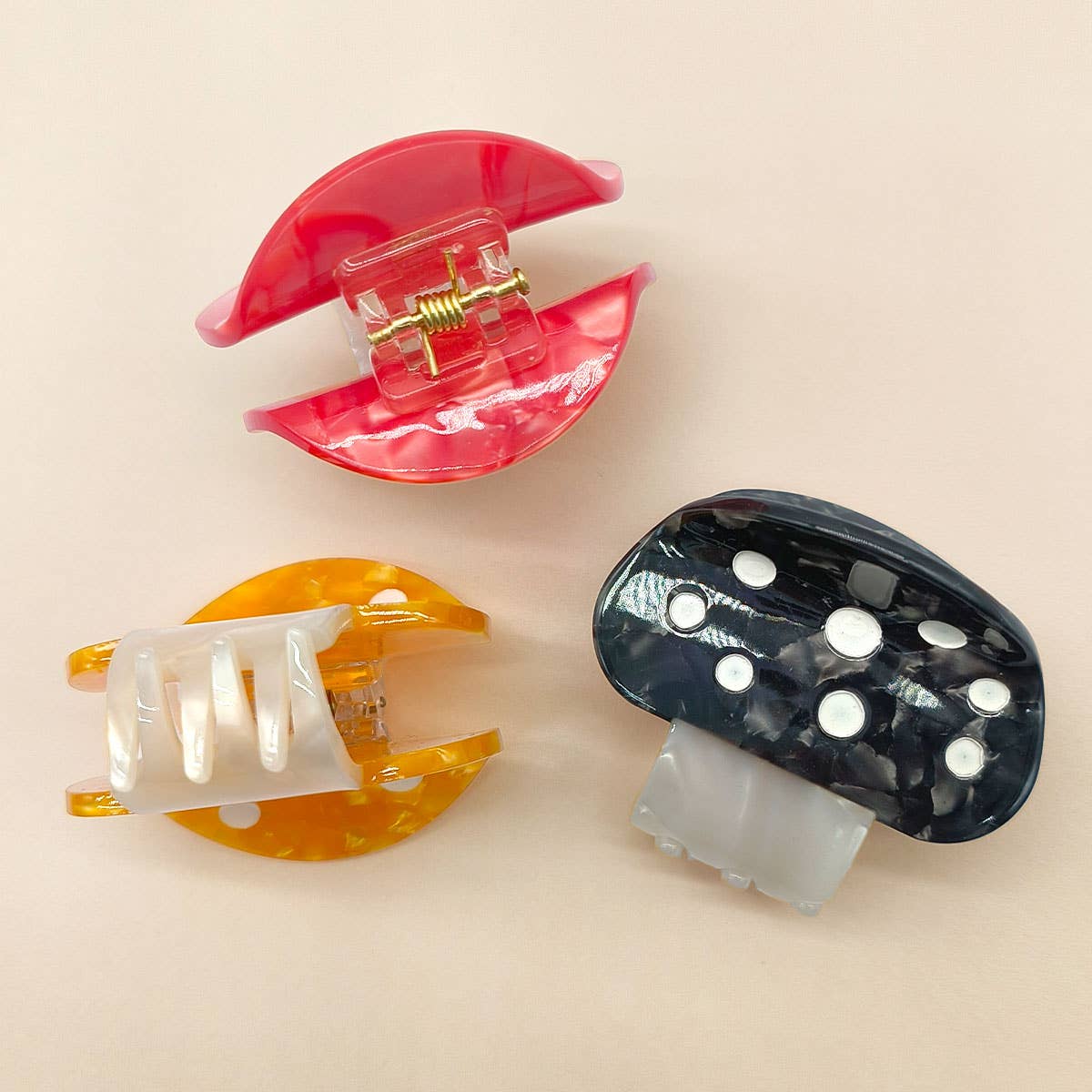 CUTE RED MUSHROOM ACETIC HAIR CLAW CLIPS FOR GIRLS_CWAHA0565