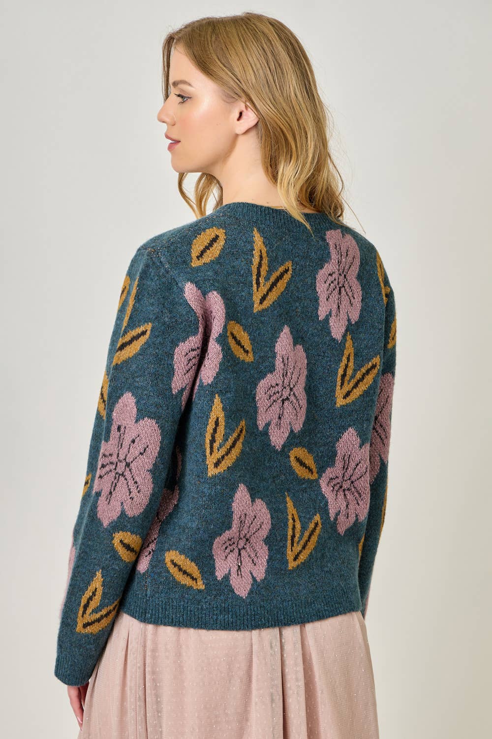 61133 Floral Sweater Cardigan