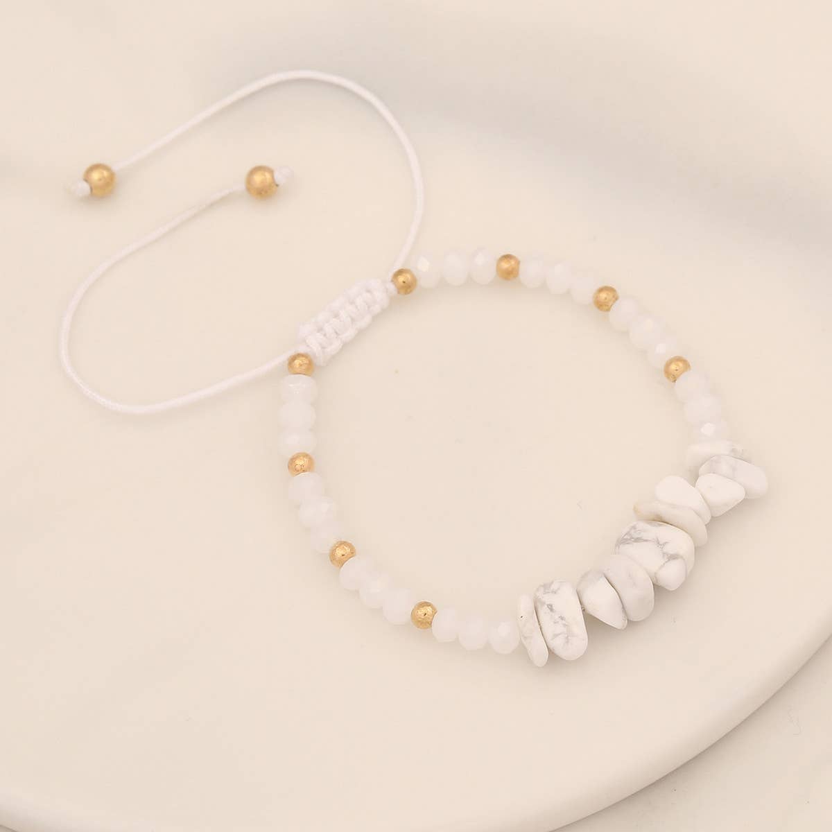 HAND-WOVEN NATURAL STONE BRACELET_CWAJE0648