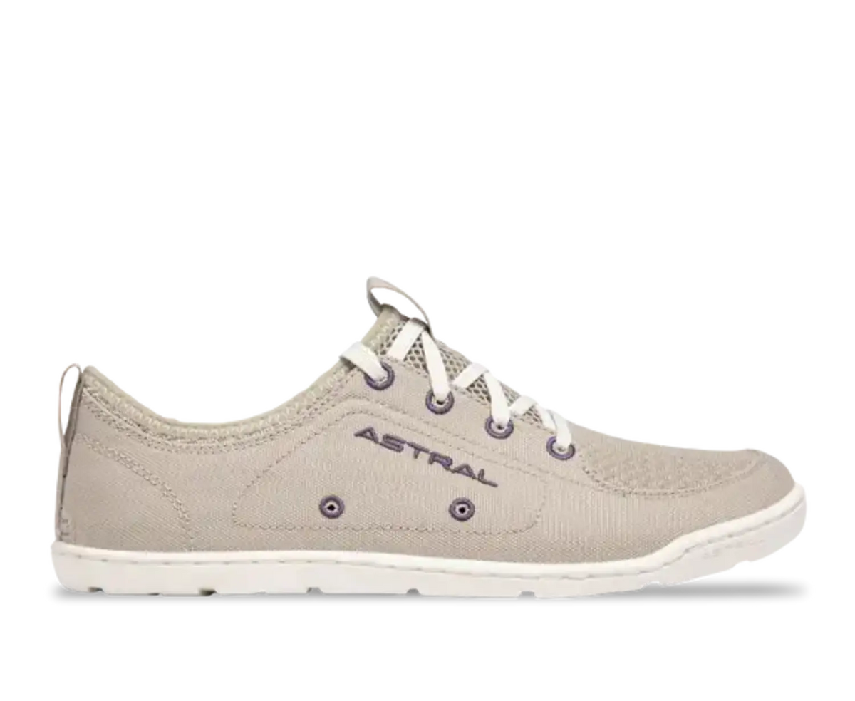 Astral Loyak W shoe in light gray with white laces and sole, purple details on black background.